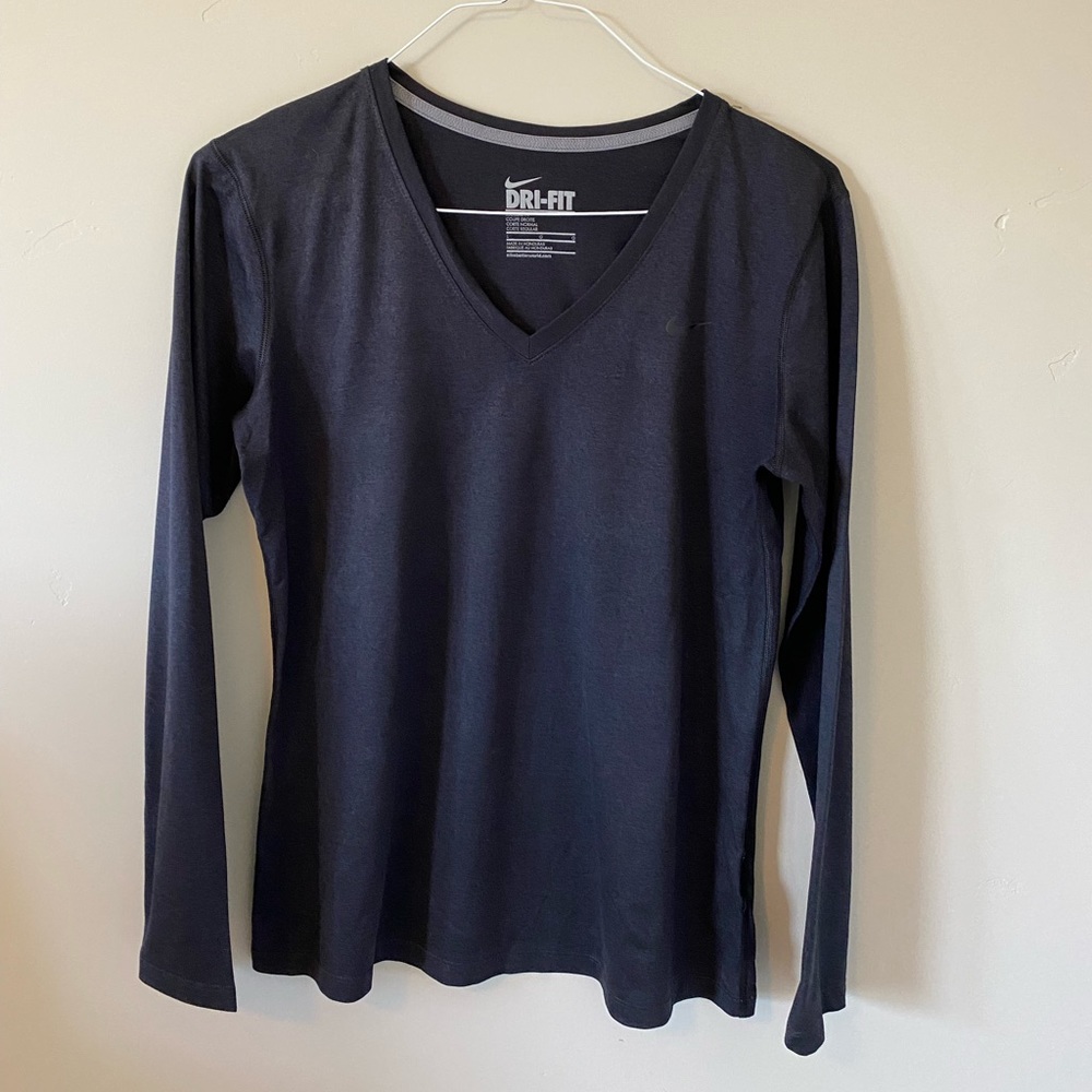 Nike Women’s Running Shirt Long Sleeve large